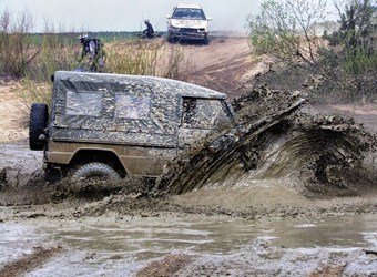 Wyprawy Off Road wynajem Mercedes G-Klasa